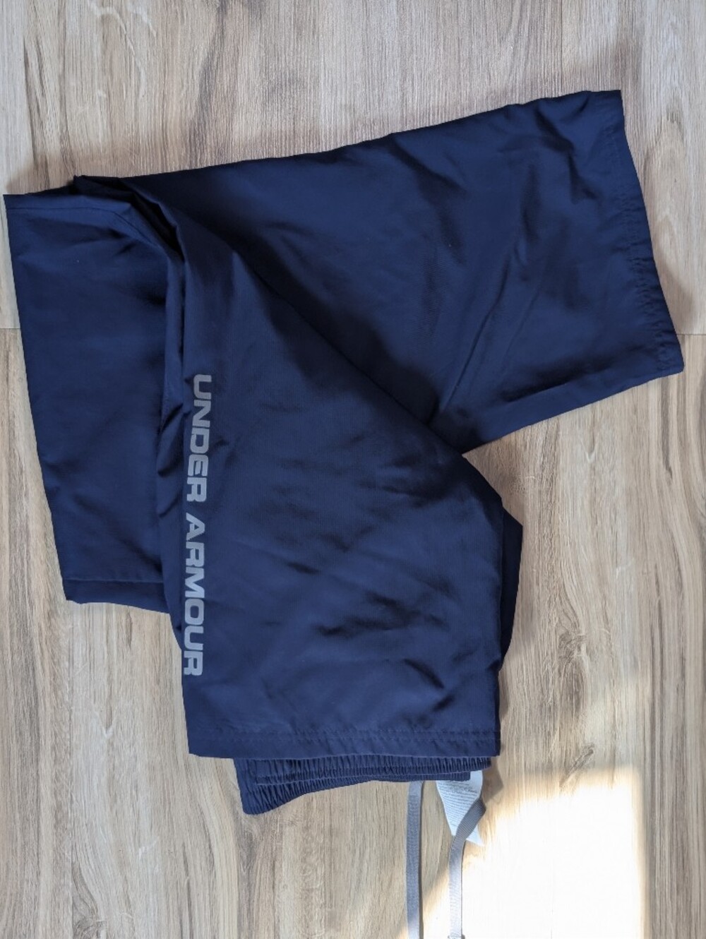 Under Armour HeatGear Windbreaker Mesh Lined Jogging Pants Navy - Picture 12 of 13